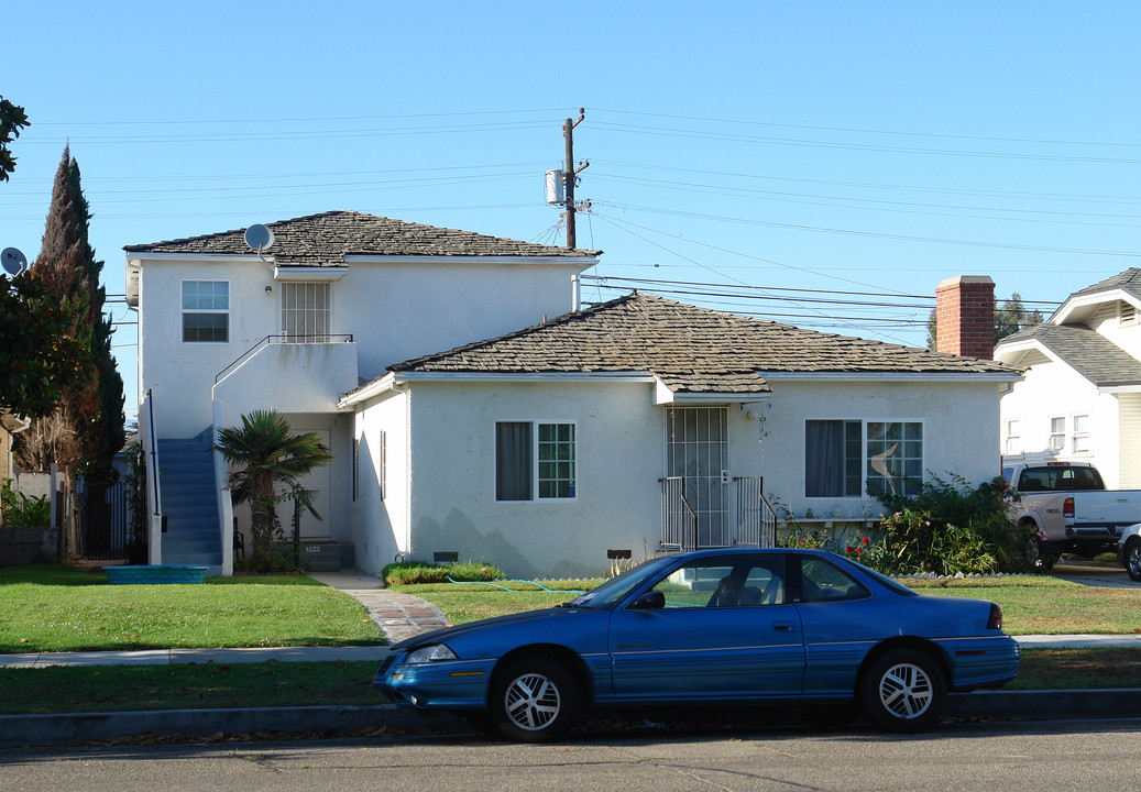 231-235 Magnolia Ave in Oxnard, CA - Foto de edificio