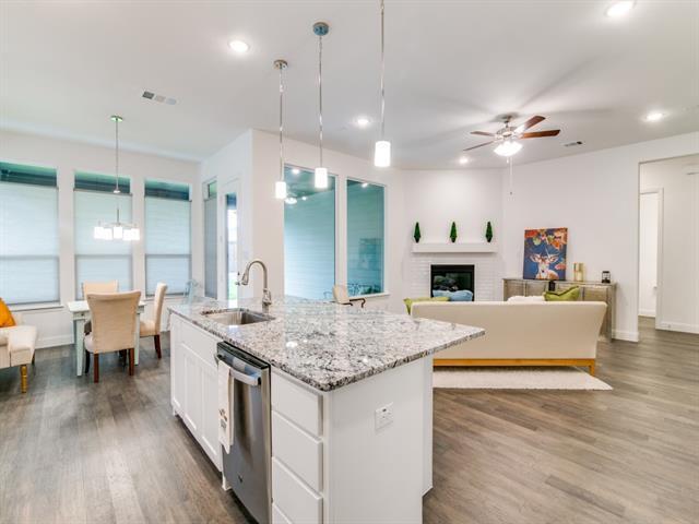 7623 Coronado Dr in Rowlett, TX - Building Photo