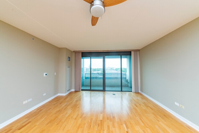 property at 900 Chicago Ave