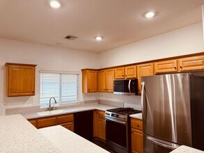 4481 El Presidio Dr in Las Vegas, NV - Building Photo - Building Photo