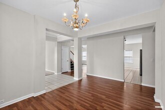 4010 Daylilly Rd in Matthews, NC - Building Photo - Building Photo