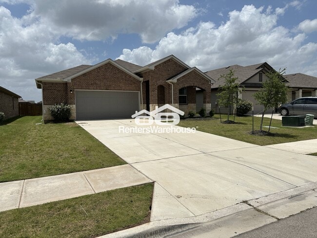 103 Krause Spgs Dr in Hutto, TX - Building Photo - Building Photo