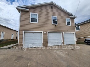 1748 N 27th St in Lincoln, NE - Building Photo - Building Photo