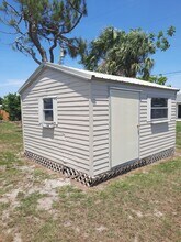 3108 Crestwood Dr in Port Charlotte, FL - Building Photo - Building Photo