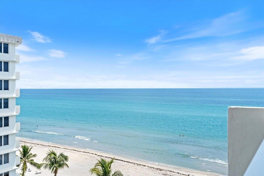 3301 S Ocean Blvd, Unit 808 in Highland Beach, FL - Building Photo