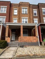 621 E 9th Ave in Homestead, PA - Building Photo