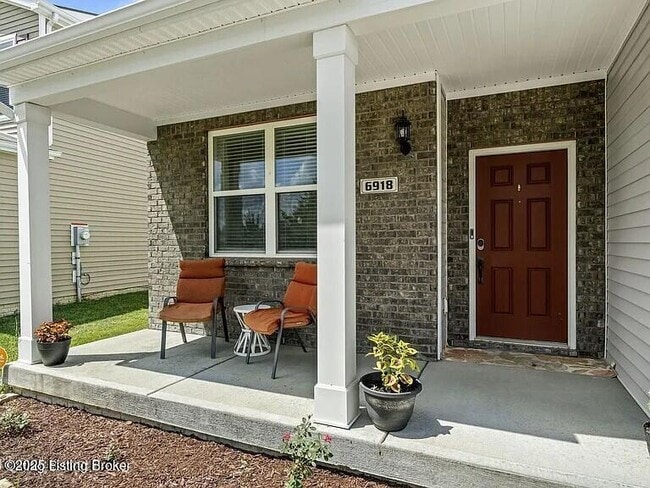 6918 Beckingham Blvd in Louisville, KY - Building Photo - Building Photo