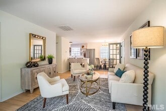 2408 Mc Gehee St in Durham, NC - Building Photo - Building Photo