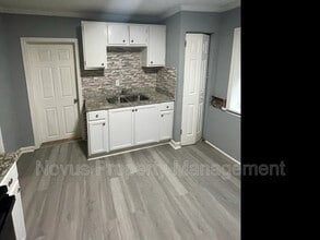 8020 Colquitt St in Douglasville, GA - Building Photo - Building Photo