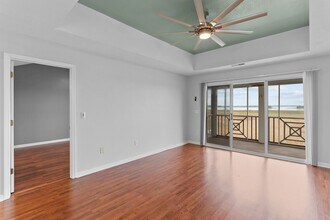 100 Turtle Cay Dr in Wilmington, NC - Building Photo - Building Photo