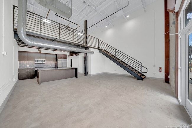 property at 215 Coca-Cola Pl