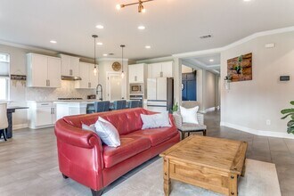 27838 Recanto in San Antonio, TX - Building Photo - Building Photo