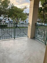 2125 NW 77th Way in Pembroke Pines, FL - Building Photo - Building Photo