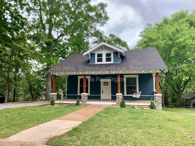 617 Howell St in Florence, AL - Building Photo - Building Photo