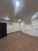 253 W Burdock Ave in Memphis, TN - Foto de edificio - Building Photo