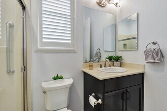 1631 Chianti Ln in Brentwood, CA - Building Photo - Building Photo