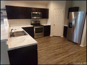 8801 Northwood Creek Dr in North Little Rock, AR - Building Photo - Building Photo