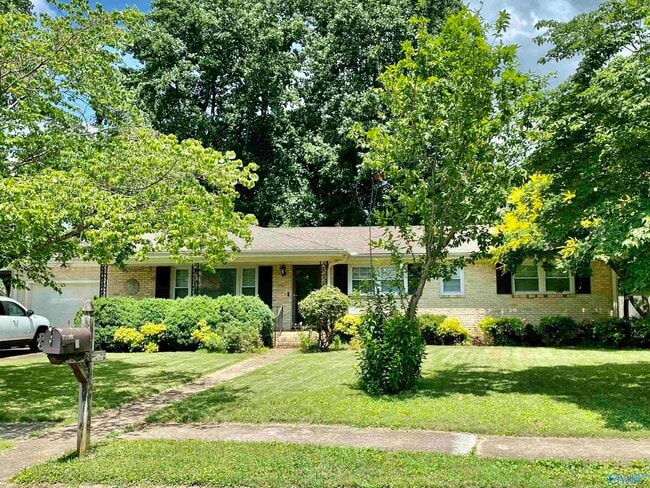 10011 Strong Dr SE in Huntsville, AL - Building Photo - Building Photo