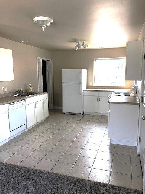 3537 Miles Ave in Billings, MT - Building Photo - Building Photo