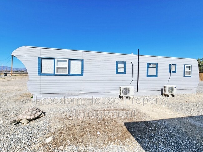 2220 W Bell Vista Ave in Pahrump, NV - Building Photo - Building Photo