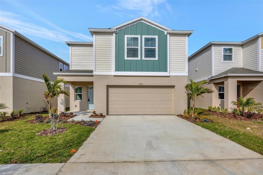 7759 Peace Lily Ave, Unit Private Bedroom in Wesley Chapel, FL - Building Photo