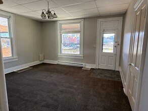 264 W Main St in Ashland, OH - Building Photo - Building Photo