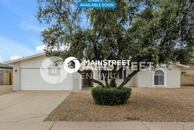 property at 4925 W Phelps Rd