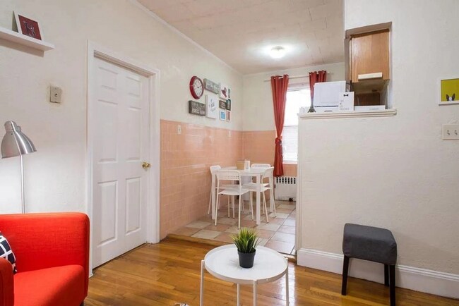 126 Warren St, Unit G3