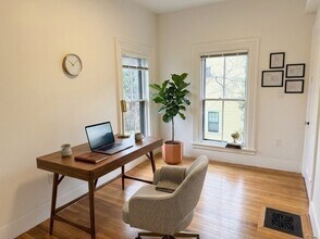 23 Avon St in Cambridge, MA - Foto de edificio - Building Photo