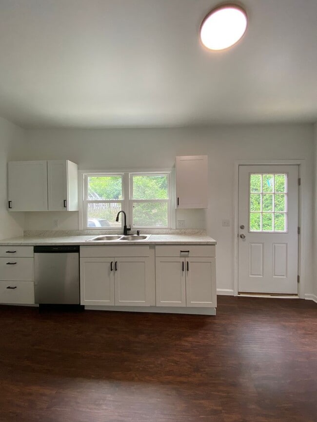 property at 924 Excelsior St