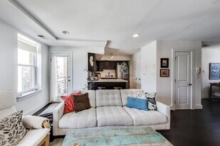 1461 Girard St NW in Washington, DC - Building Photo