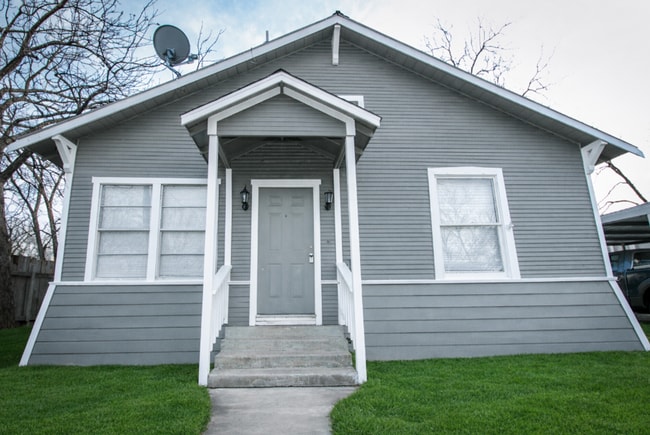 property at 512 Cooper St