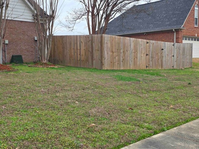 8156 Old Brownsville Rd in Arlington, TN - Building Photo - Building Photo