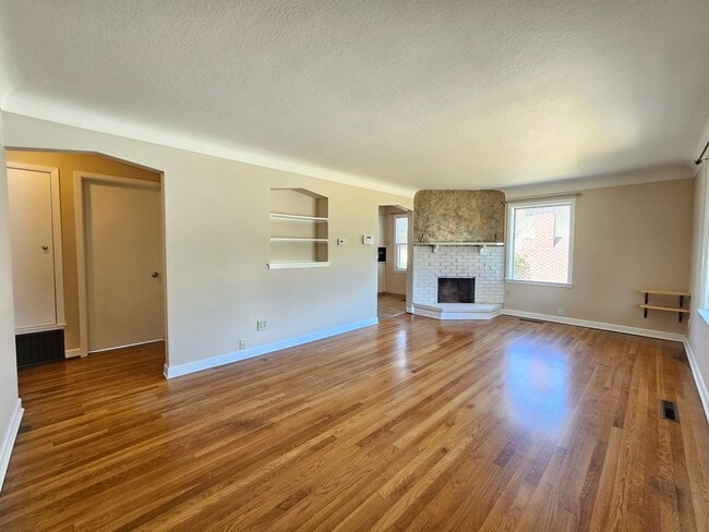 2907 W Boone Ave in Spokane, WA - Building Photo - Building Photo
