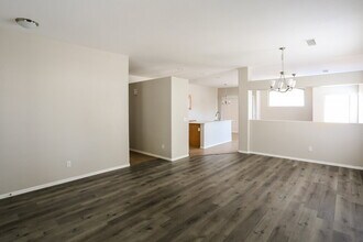 8330 W Cocopah St in Tolleson, AZ - Building Photo - Building Photo