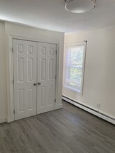 8 Greenwich St, Unit 3 in Boston, MA - Building Photo - Building Photo