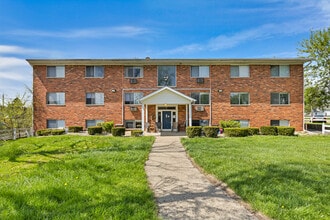 Riverside Apartments in Albion, MI - Foto de edificio - Building Photo