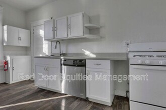 134 W Walnut St in Lancaster, OH - Building Photo - Building Photo