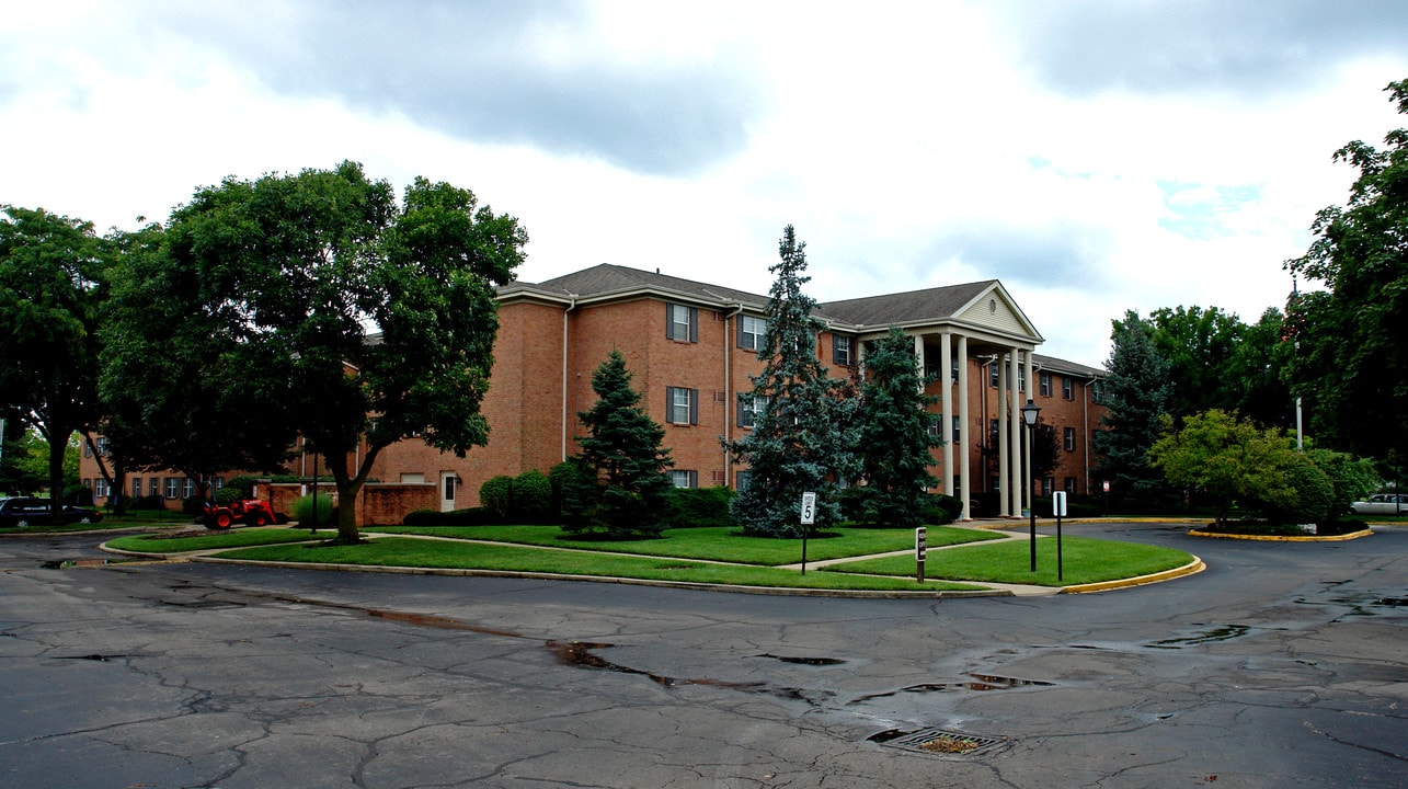 Georgetown Village in Dayton, OH - Building Photo