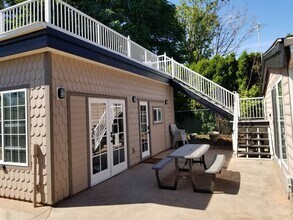 650 S Beach Rd in Point Roberts, WA - Building Photo - Building Photo