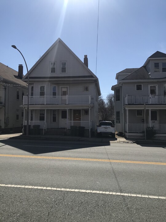 125-127 Arsenal St in Watertown, MA - Building Photo