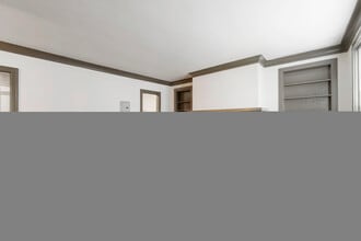 The Ambassador Apartments in Tacoma, WA - Building Photo - Building Photo