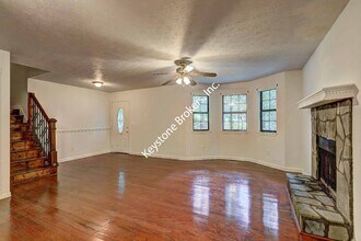 66 Bakers Bridge Cir in Douglasville, GA - Building Photo - Building Photo