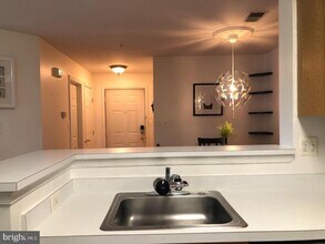 1055 Gardenview Loop in Woodbridge, VA - Building Photo - Building Photo