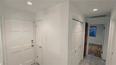 8200 Neely Dr in Austin, TX - Building Photo - Building Photo
