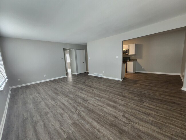 Vester Apartments in Ferndale, MI - Building Photo - Building Photo
