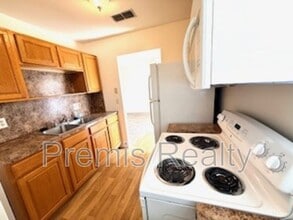 24862 US Hwy 19 N in Clearwater, FL - Building Photo - Building Photo