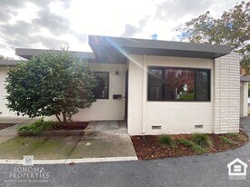 528-534 3rd St W in Sonoma, CA - Building Photo