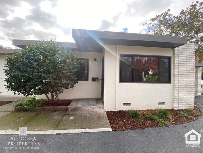 528 3rd St W in Sonoma, CA - Building Photo - Building Photo