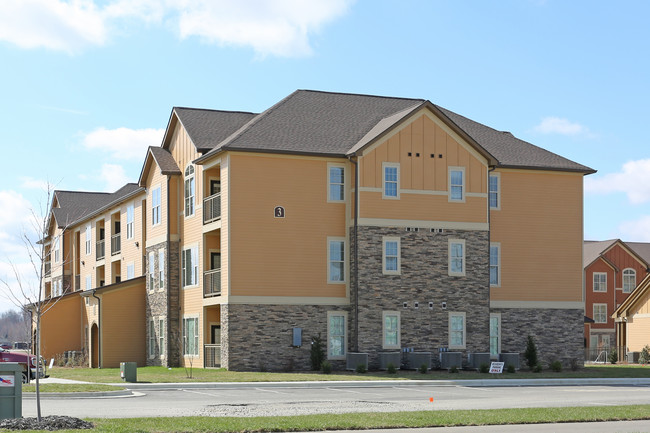 Warrick Trail Apartments in Newburgh, IN - Building Photo - Building Photo